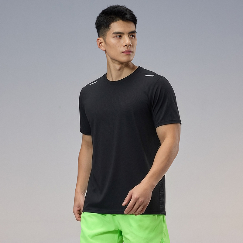 Snel drogend sport-T-shirt her - Running Gear Winter recensie en prijs